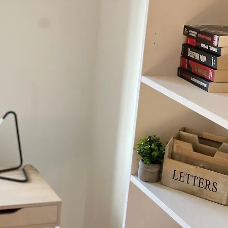 Isa'bellescale - Fully Equipped House 2km From Brussels South Airport Dom wakacyjny *