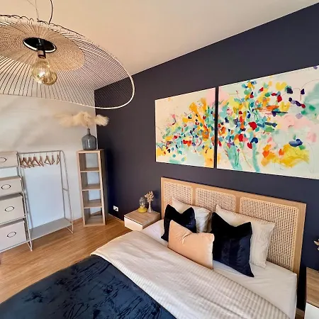 Prázdninový dům Isa'bellescale - Fully Equipped House 2km From Brussels South Airport